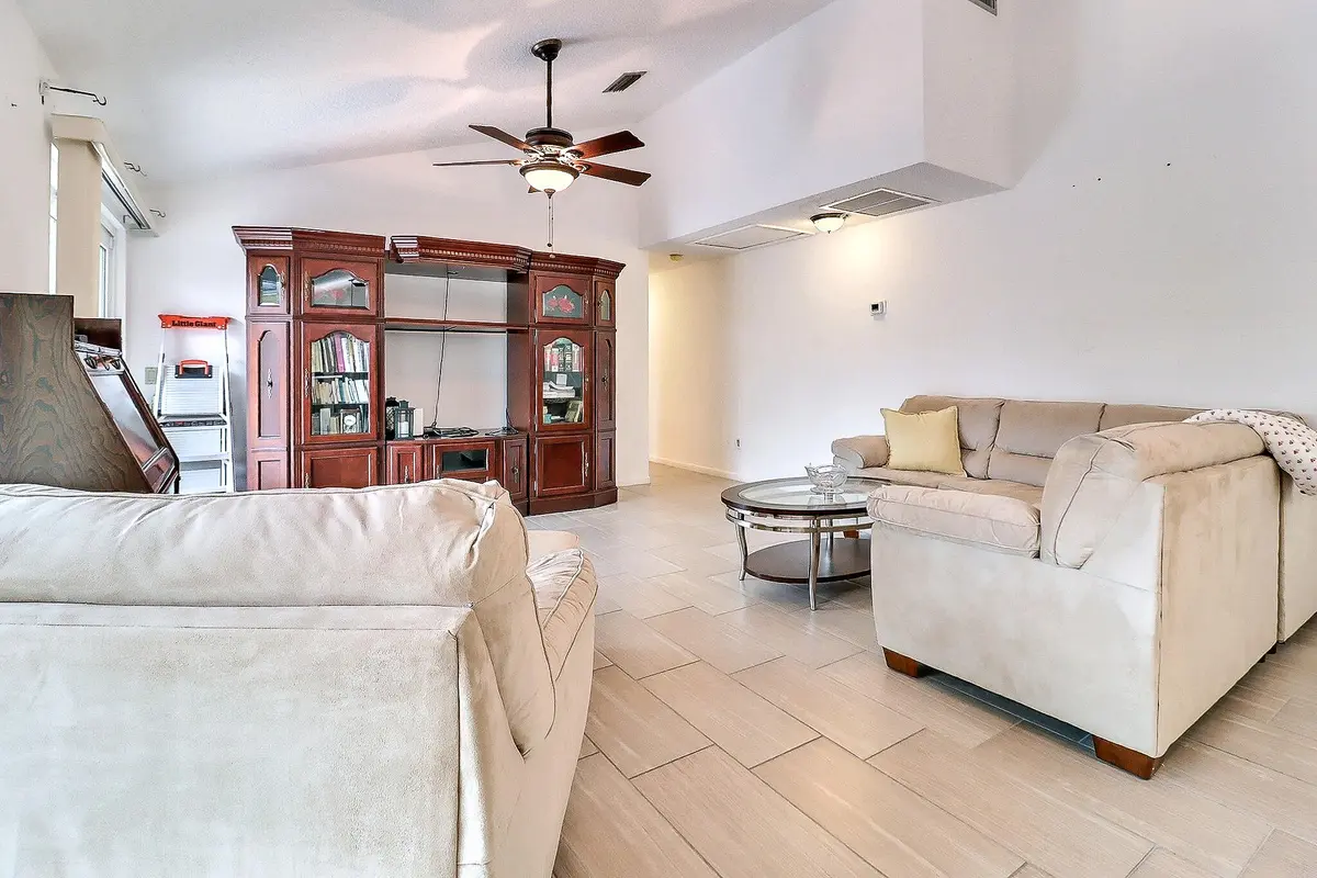 119d55a53012807019281ae8c6d64013e8688403 at 5796 Golden Eagle Circle, Palm Beach Gardens