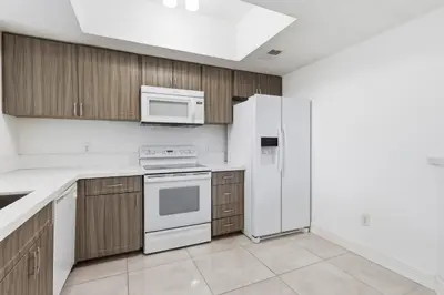785 SW 148th Avenue 1402, Sunrise – sold
