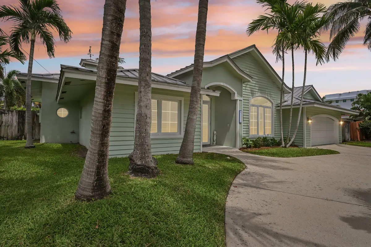 Front Exterior at 4911 NE 25TH Avenue, Lighthouse Point