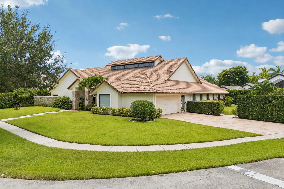 ext 2 at 3090 Equestrian Drive, Boca Raton