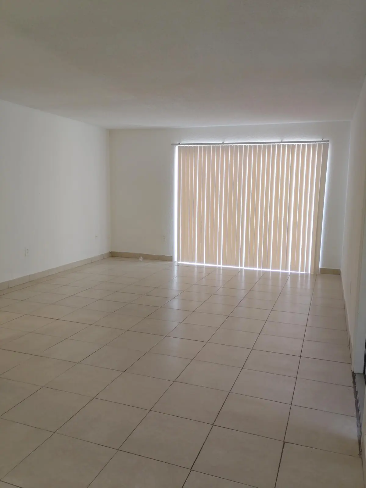 407 Executive Ctr 110 11 at 407 EXECUTIVE CENTER Drive 110, West Palm Beach