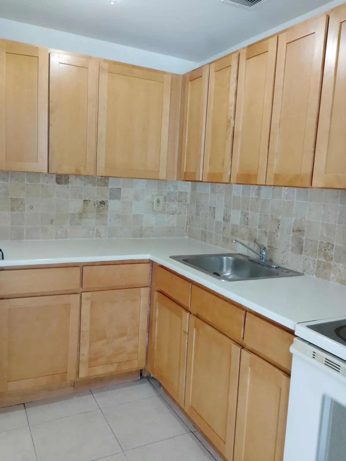 407 Executive Ctr 110 11111 at 407 EXECUTIVE CENTER Drive 110, West Palm Beach