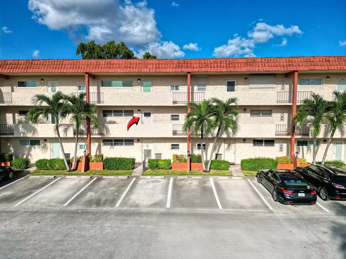 Photo 4 at 8980 S HOLLYBROOK Boulevard 204, Pembroke Pines