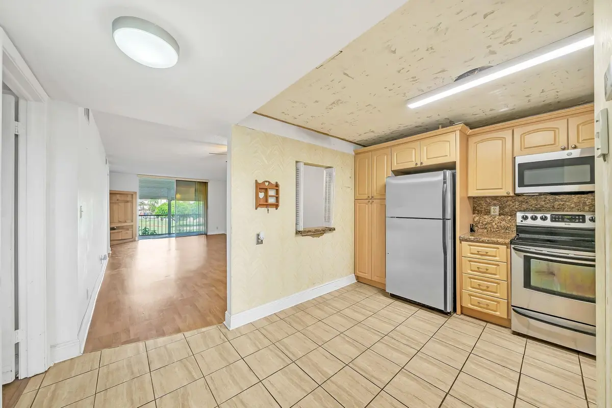 Photo 8 at 8980 S HOLLYBROOK Boulevard 204, Pembroke Pines
