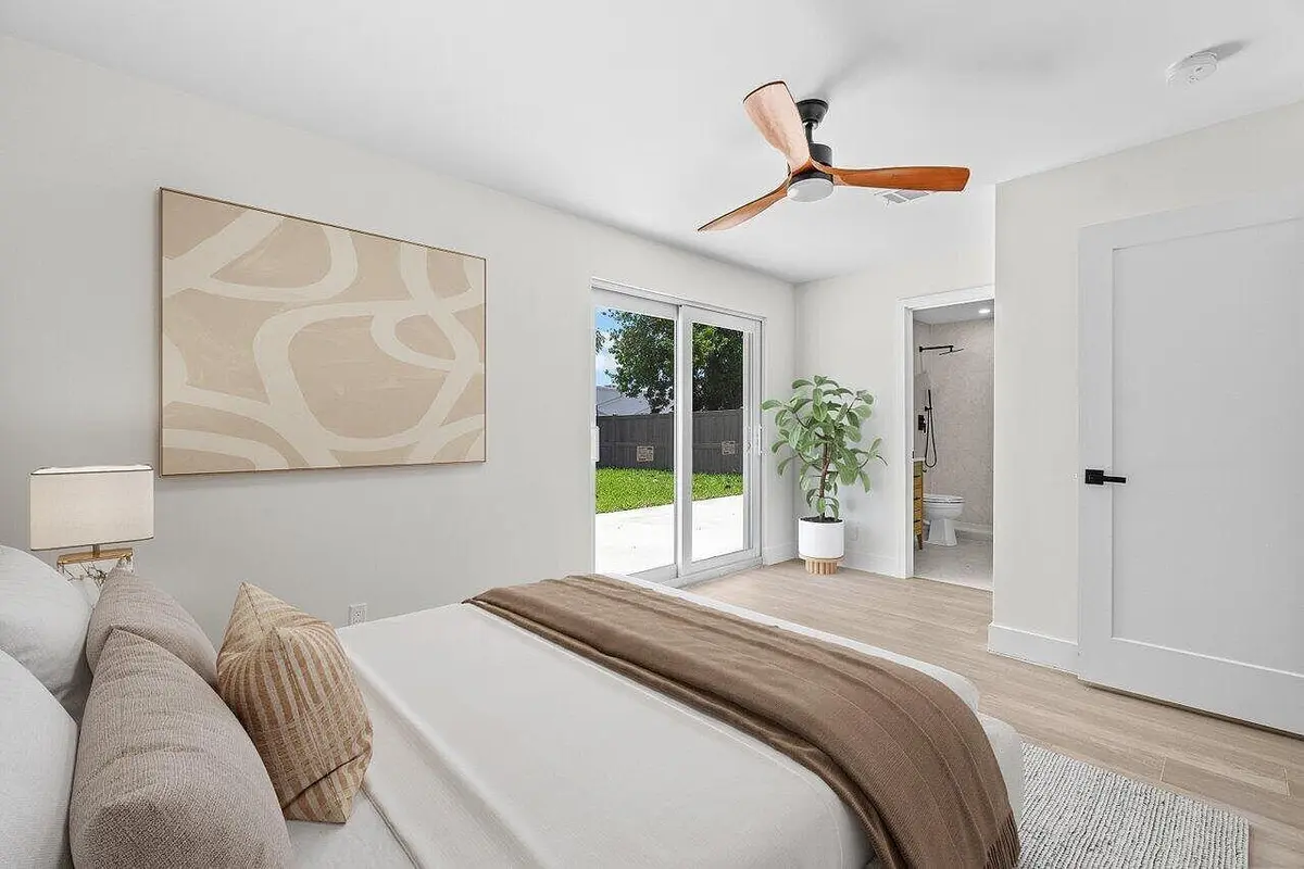 07_50241a29a6d48338e84cccf0644d1a3c-cc_f at 4498 NW 2nd Avenue, Boca Raton