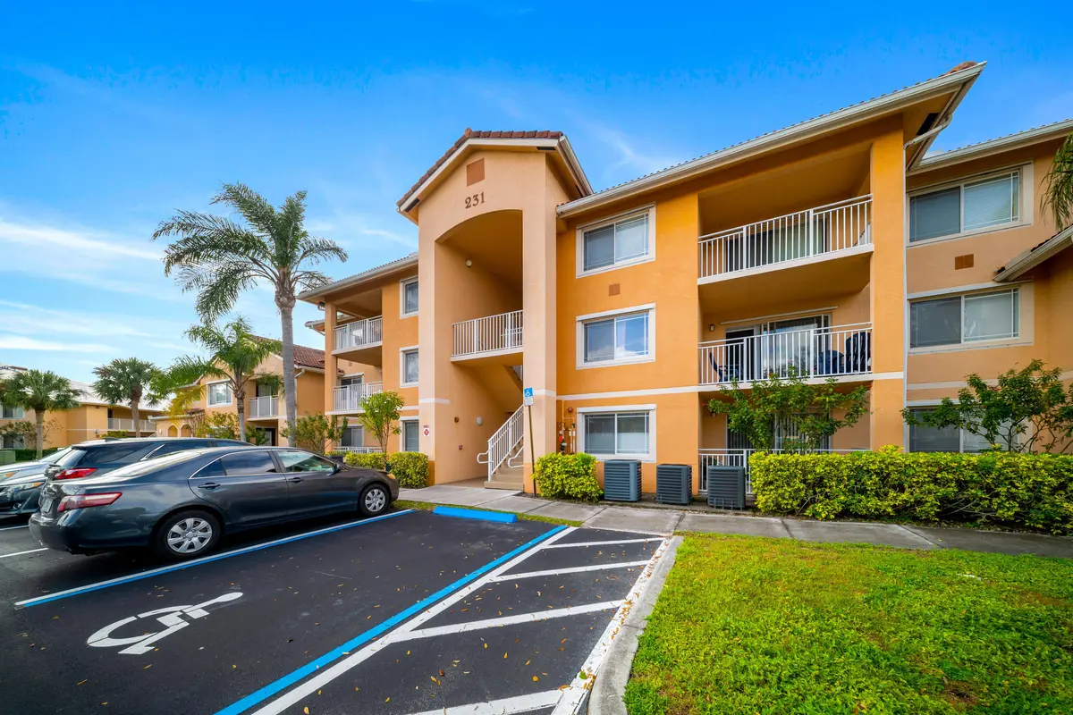 DSC09195 at 231 SW PALM Drive 101, Port St. Lucie