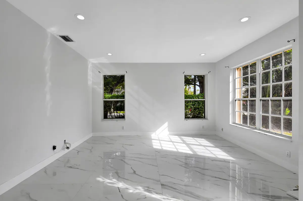 20231206022313692744000000-o at 7555 CEDAR HURST Court, Greenacres