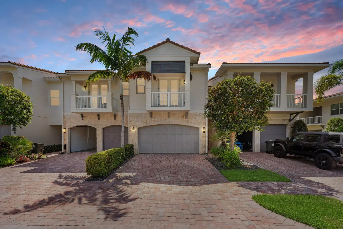 001-100Northwest69thCircle-52-BocaRaton at 100 NW 69th Circle 52, Boca Raton