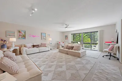 18480 SE WOOD HAVEN LANE J, Jupiter – Condominium for sale