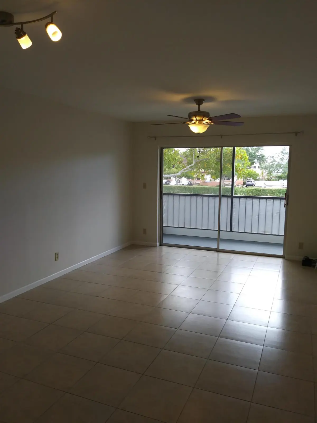 20180404_130338 at 4151 NW 90th Avenue 203, Coral Springs