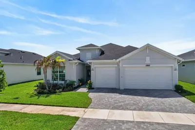 13892 SE RIVERSWAY Street, Port St. Lucie – Single Family Residence for sale