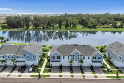 4508 Longwood Lake Square, Westlake – Townhouse for sale