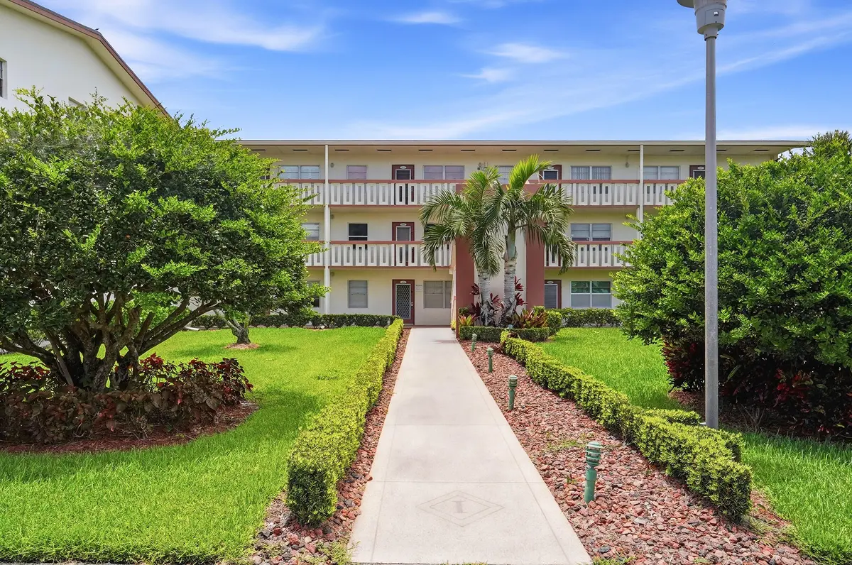 Front at 368 Preston I, Boca Raton