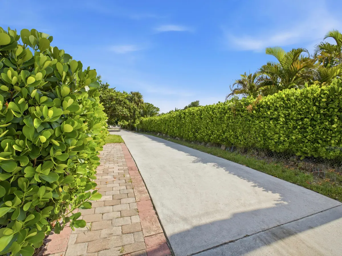Driveway at 4626 SCHALL Road, Schall Circle
