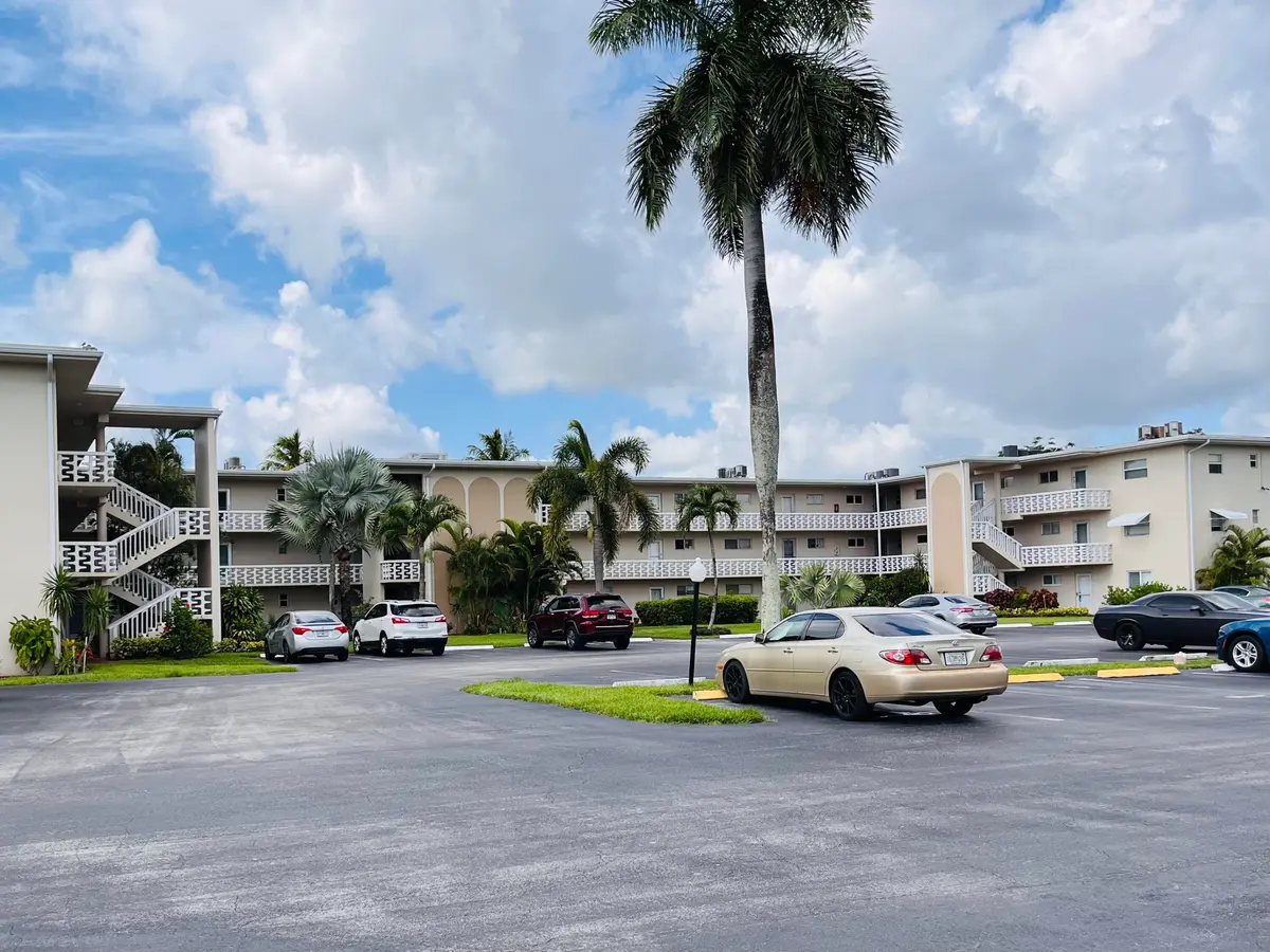 IMG_2404 at 2812 S Garden Drive 206, Lake Worth