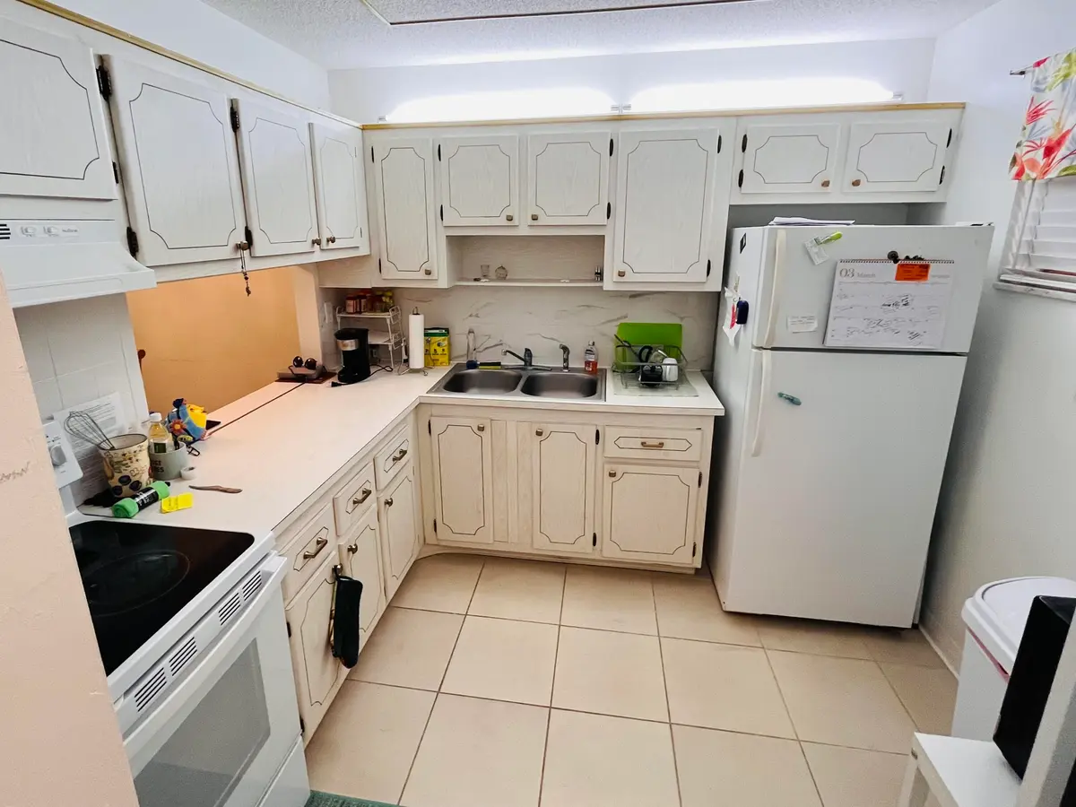 IMG_2416 at 2812 S Garden Drive 206, Lake Worth