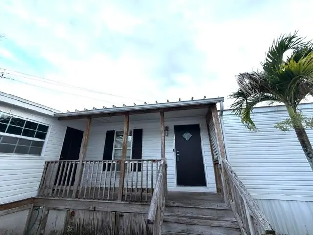 Front Door at 8423 SE Sandy Lane, Hobe Sound