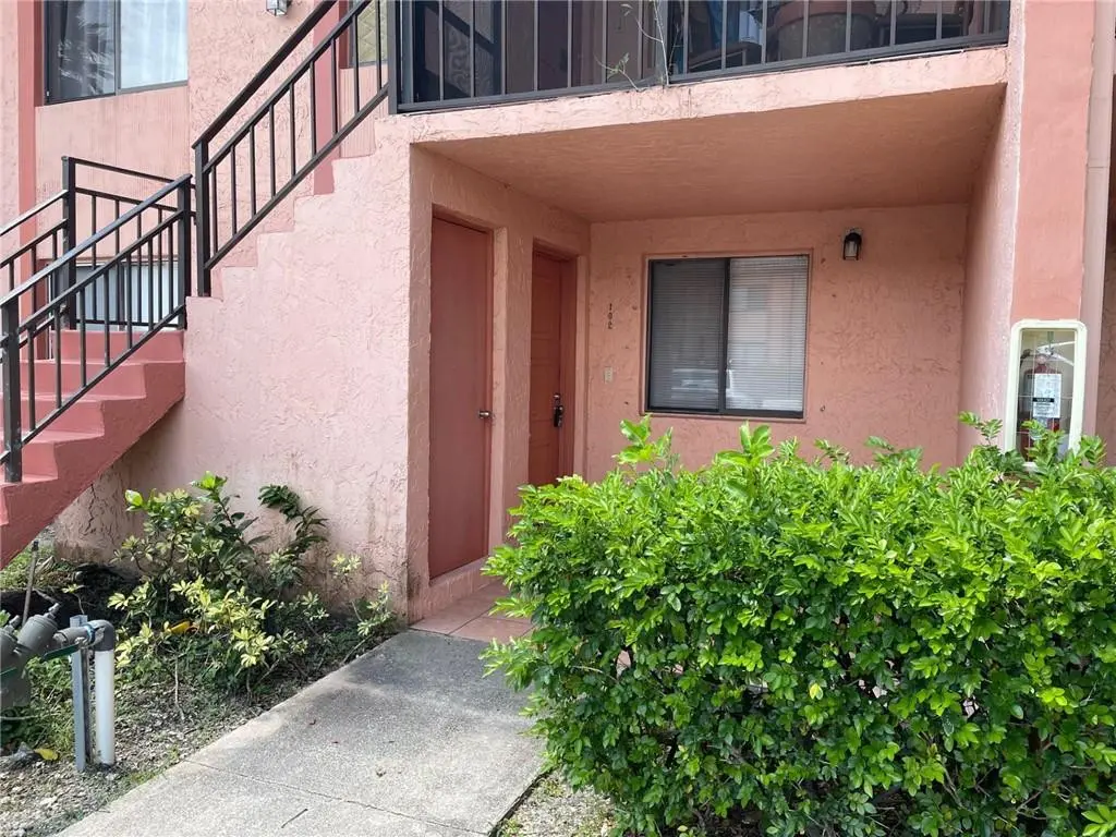 Photo 3 at 235 LAKEVIEW Drive 102, Weston