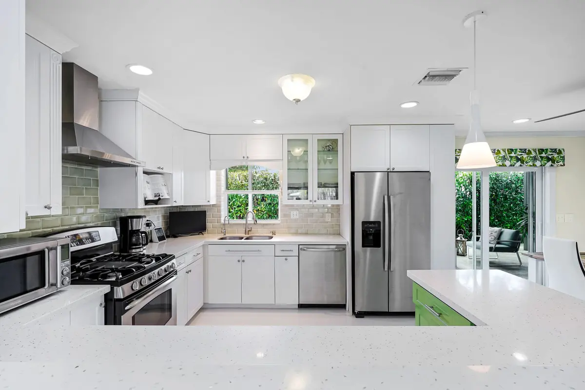 Kitchen at 330 NE 48th Street, Oakland Park