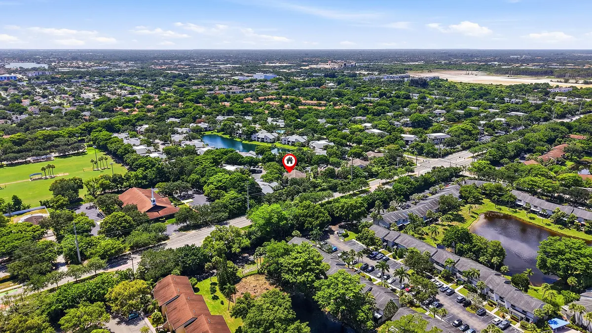 40_01_dji_20260716031726_0439_d at 3439 NW 47TH Avenue 31100, Coconut Creek