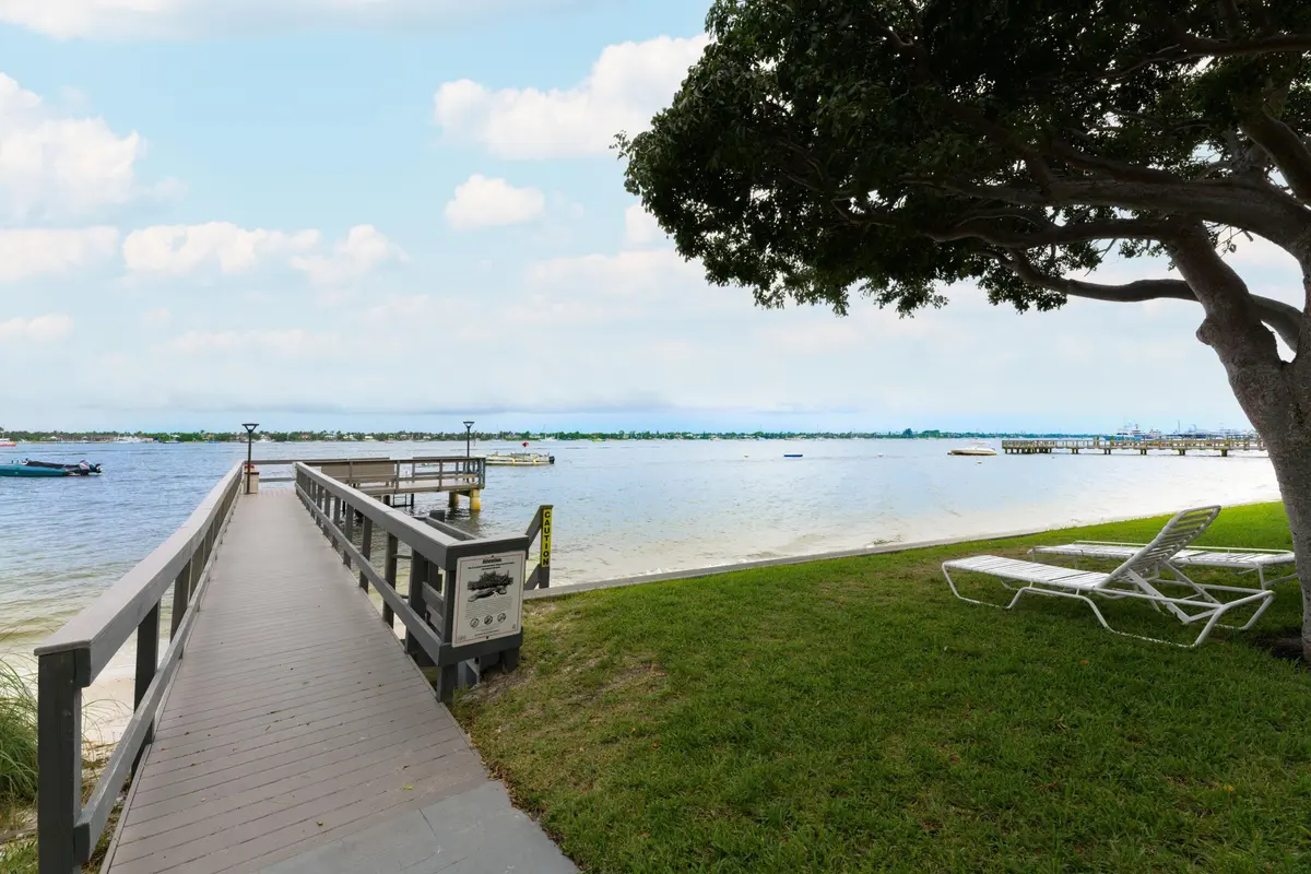 Beach Access & Boat Dock at 5600 N Flagler Drive 1207, West Palm Beach