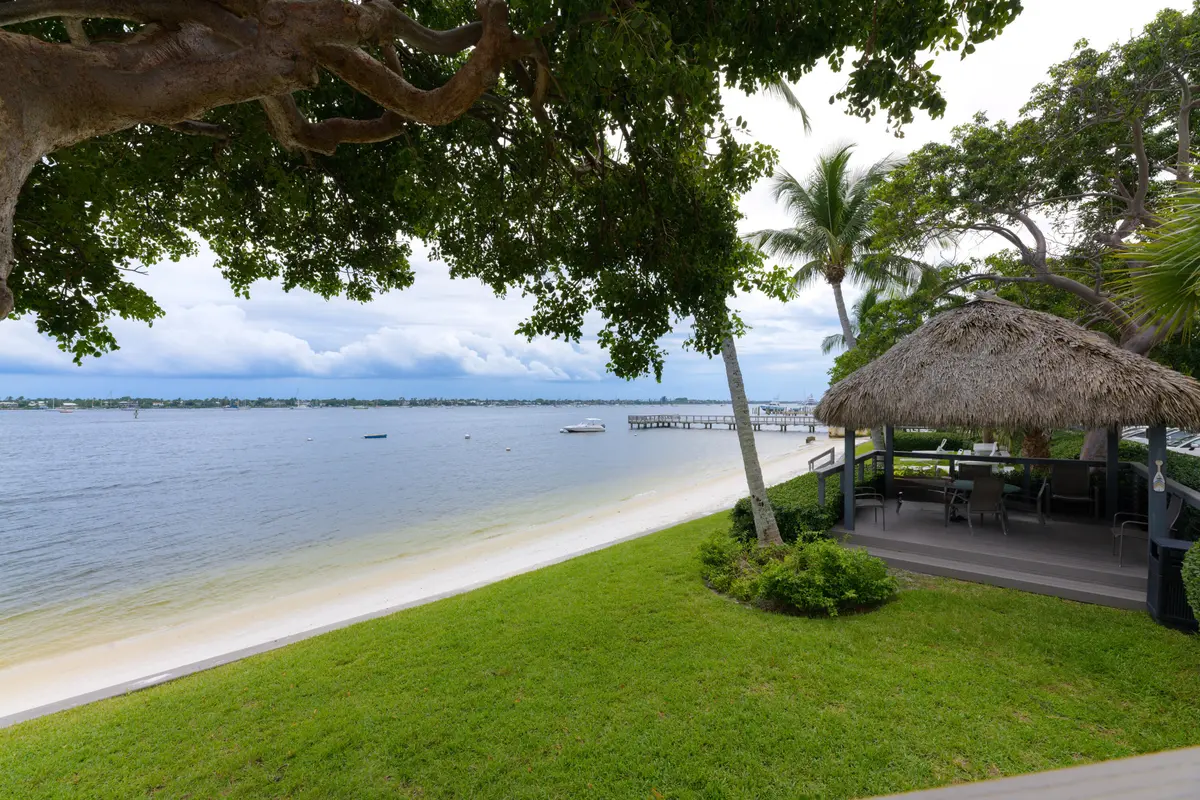 Beach at 5600 N Flagler Drive 1207, West Palm Beach