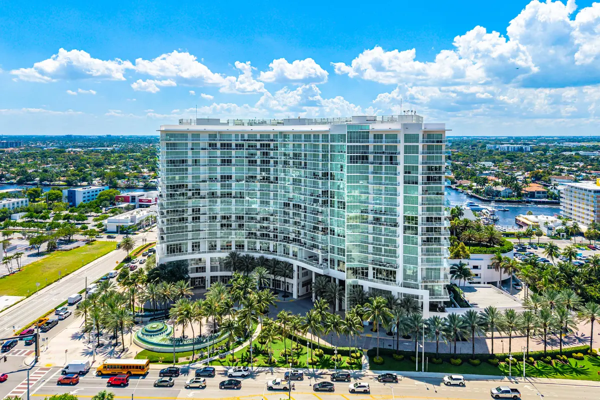 Front of building at 1 N OCEAN Boulevard 513, Pompano Beach