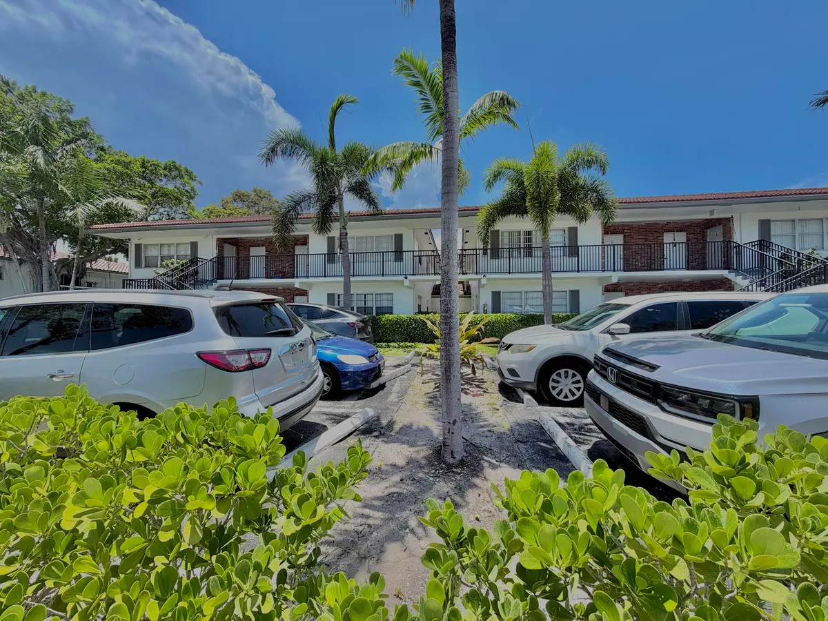 IMG_0189 at 601 SW 2ND Avenue 5, Boca Raton