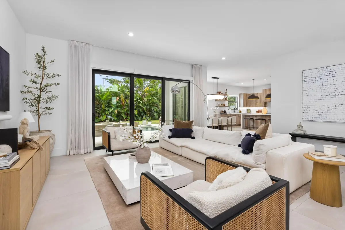 Living Area 2 at 1405 NE 4th Avenue, Boca Raton