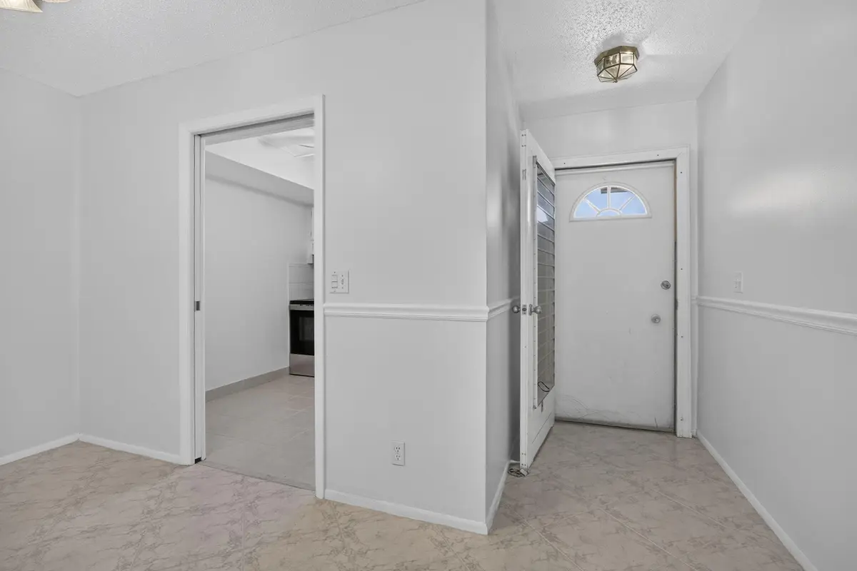 8-web-or-mls-BS1A3497 at 2521 Emory Drive H, West Palm Beach