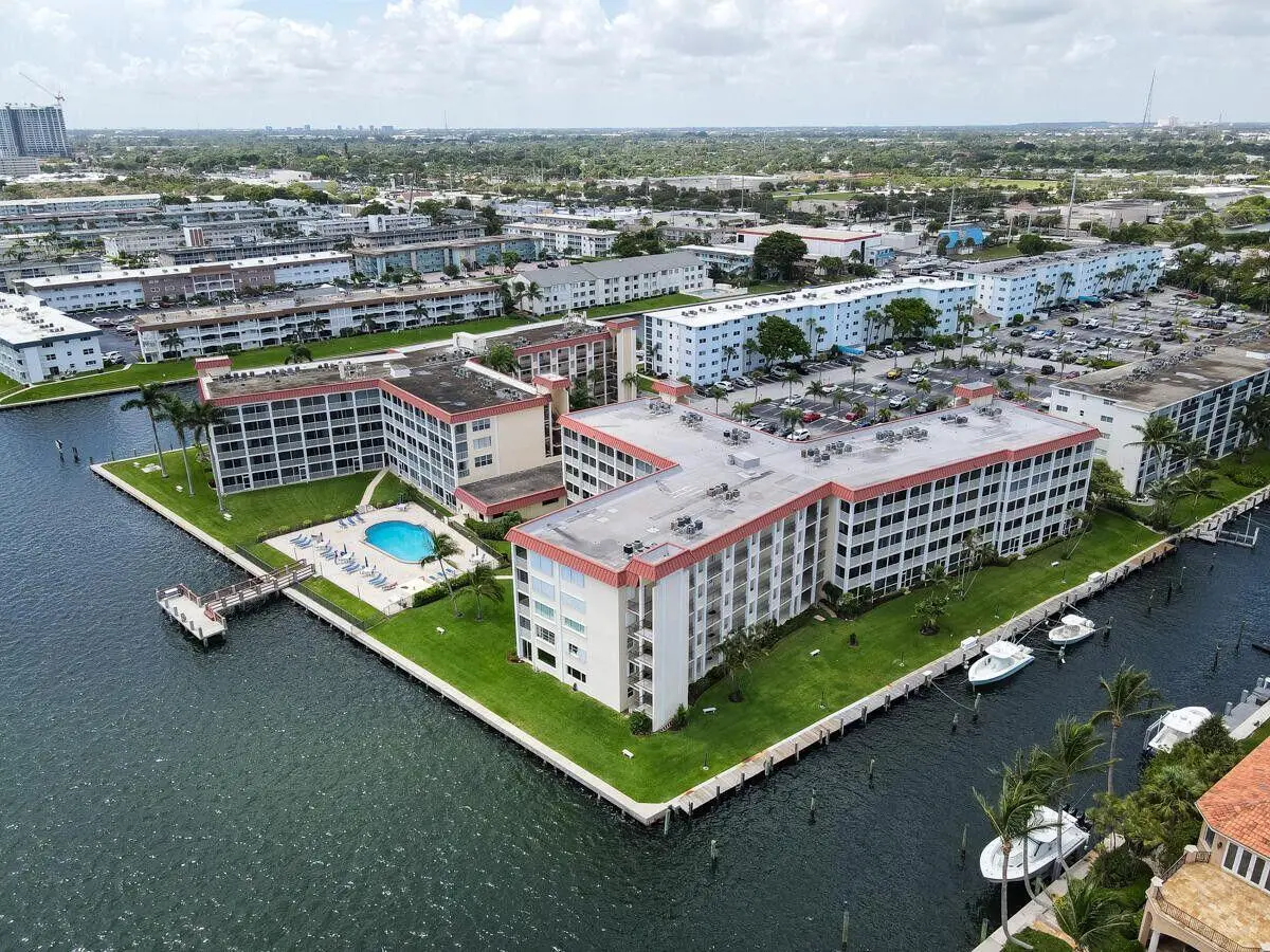 pool on Intracoastal at 100 PARADISE HARBOUR Boulevard 212, North Palm Beach