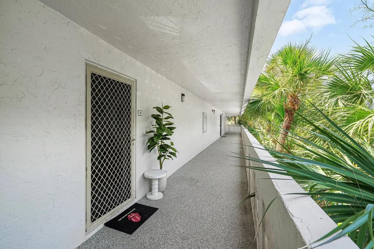 036-800JefferyStreet-307-BocaRaton-FL-33 at 800 Jeffery Street 307, Boca Raton