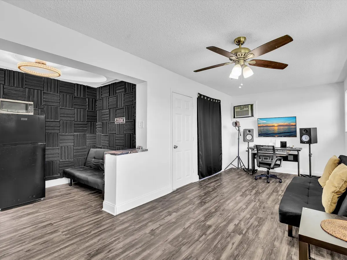 Living Room at 4400 W BROWARD Boulevard, Plantation