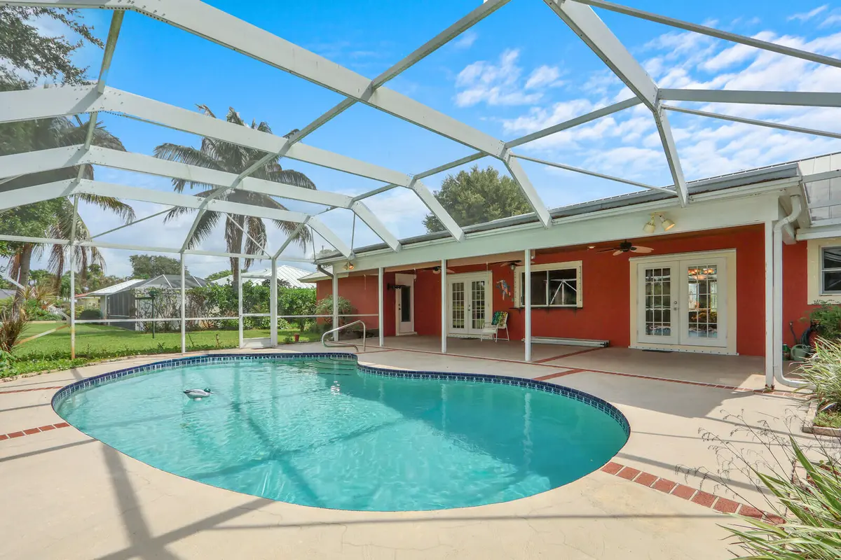 18_Image_38_mls at 249 FAIRWAY, Tequesta