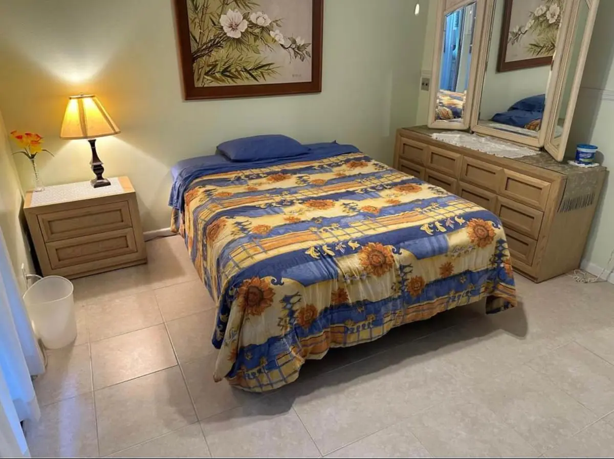 30 west 3 at 30 WESTBURY B Circle 30, Deerfield Beach