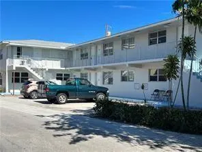GetMedia (18) at 4652 POINCIANA Street 1, Lauderdale-By-The-Sea