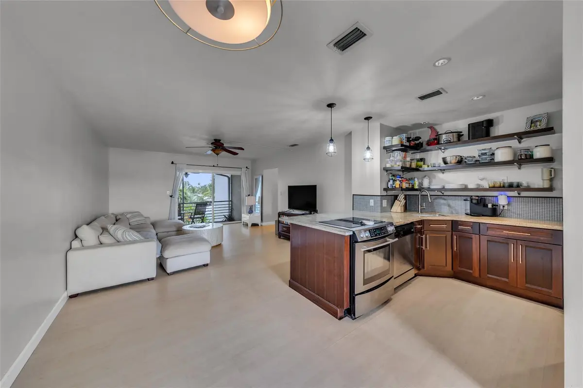 Photo 4 at 1535 SE 15TH Street 305, Fort Lauderdale