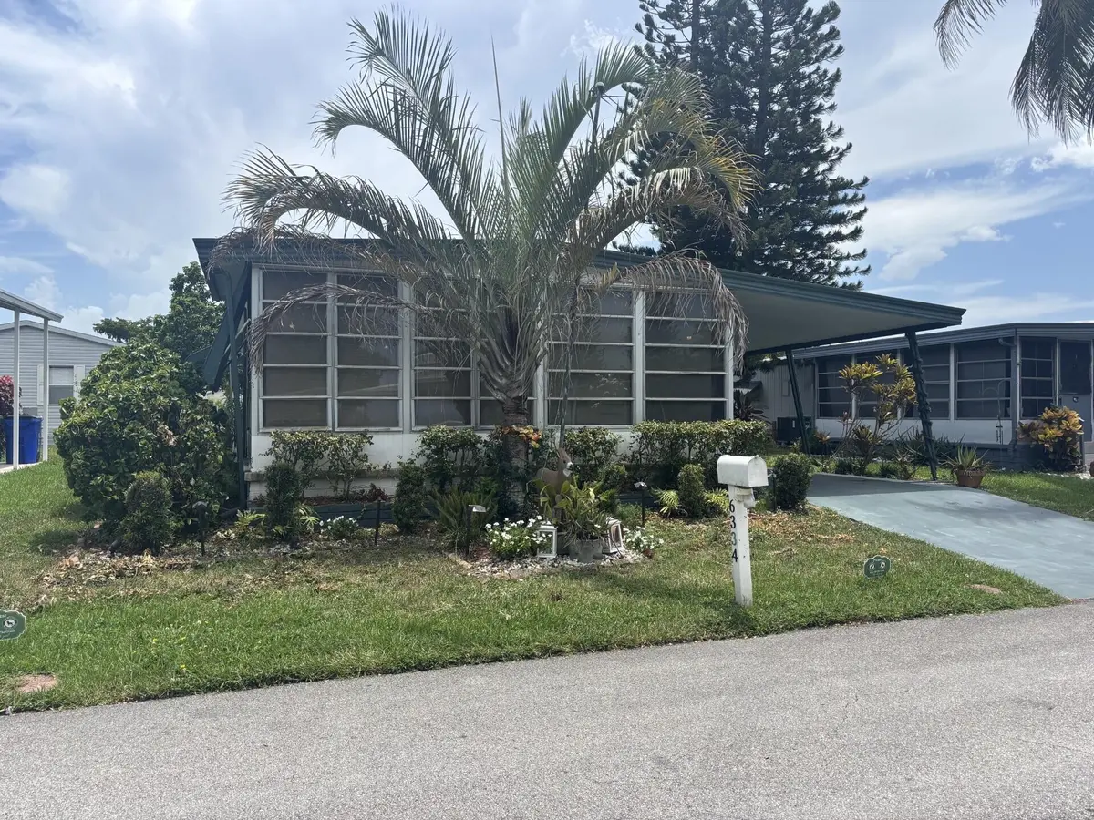 4e7111cc-4545-4cfe-9948-2909fa251cc7 at 6334 NW 29th Place, Margate
