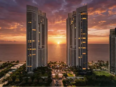 18201 Collins Avenue PH 5109, Sunny Isles Beach – Condominium for sale