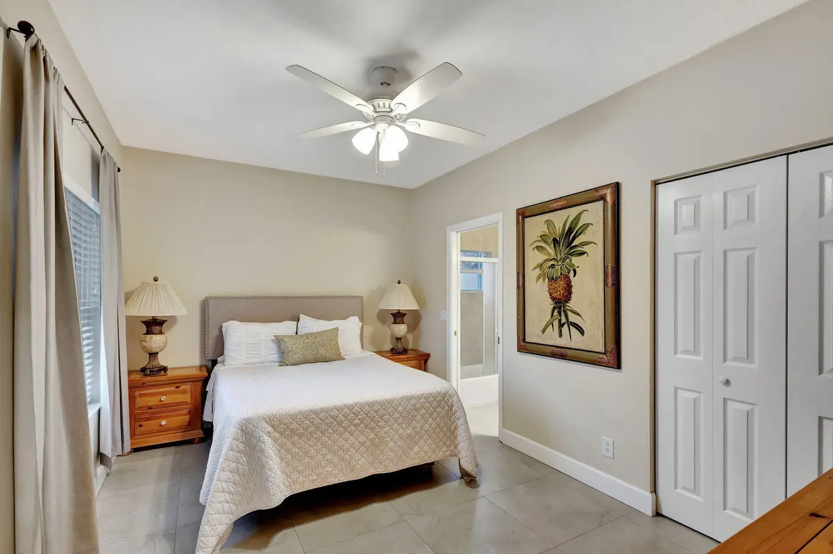 25-web-or-mls-5D1A2317 2024-09-15 22_18_ at 13814 Yarmouth Drive, Wellington