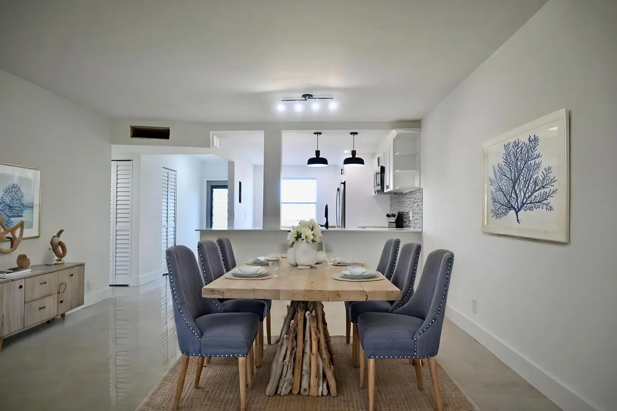 DSC_3981%20-%20Dining%20Room%20-%20Coast at 6675 S Oriole Boulevard 3060, Delray Beach