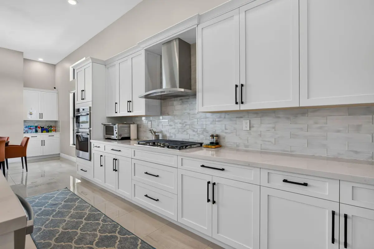 40-web-or-mls-12450-9702 at 12450 N PARKLAND BAY Trail, Parkland