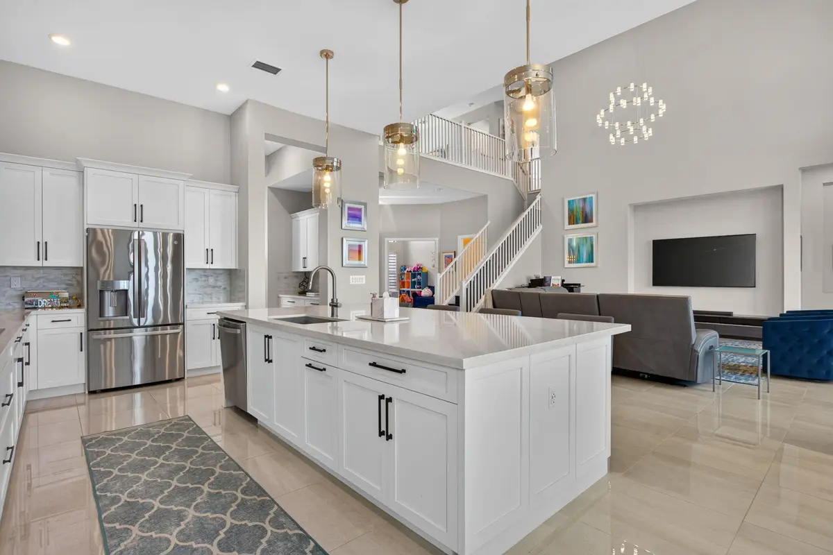 42-web-or-mls-12450-9711 at 12450 N PARKLAND BAY Trail, Parkland