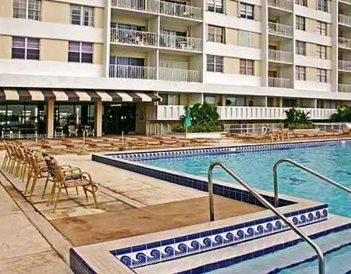 GetMedia (3) at 500 BAYVIEW Drive 122, Sunny Isles Beach
