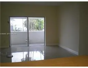 GetMedia at 500 BAYVIEW Drive 122, Sunny Isles Beach