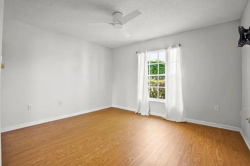 ROOM1 at 5025 Robino Circle, West Palm Beach