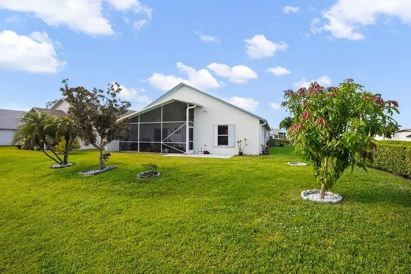 5025 ROBINO BACK PATIO2 at 5025 Robino Circle, West Palm Beach