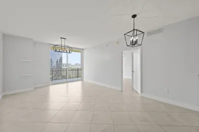 550 Okeechobee Boulevard 1609, West Palm Beach – sold