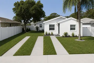 706 NW 1ST Street 1-2, Delray Beach – Single Family Residence for sale
