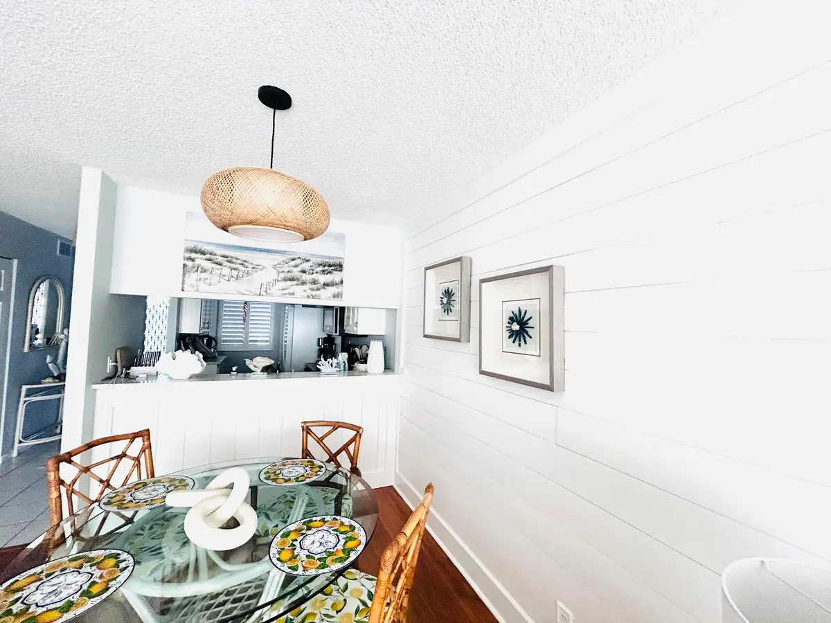 Dining Area at 353 S US Hwy 1 c202, Jupiter